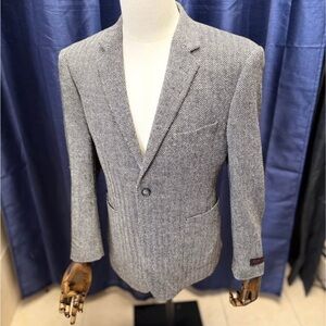 Classic Men's Gray Herringbone Blazer